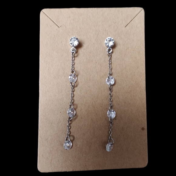 Elegant Silver & Crystal Dangling Earrings - Picture 1 of 3